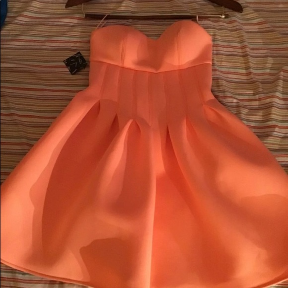 NWT structured coral pink dress - Picture 8 of 11